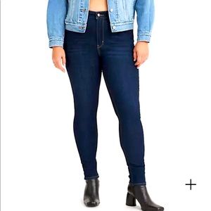 Levi’s skinny jeans. Size 26